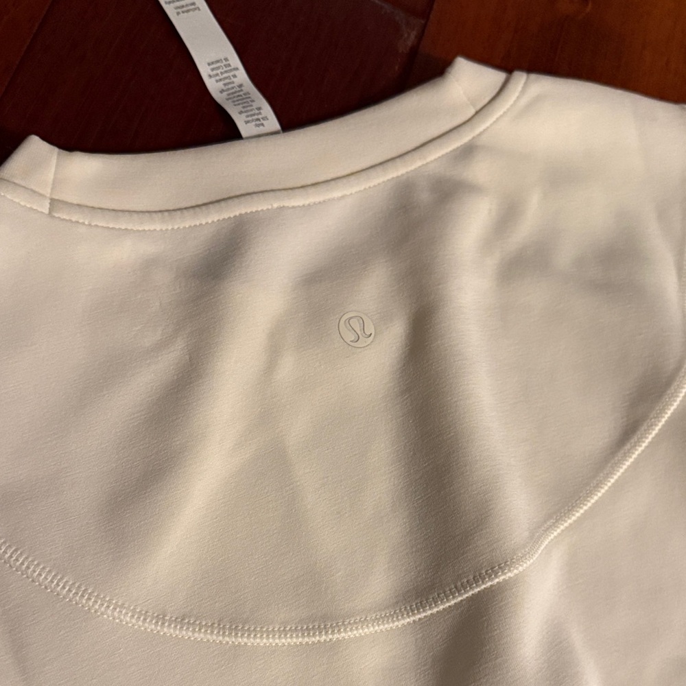 lululemon Soft Short Sleeve Sweatshirt Tee - Picture 4 of 8